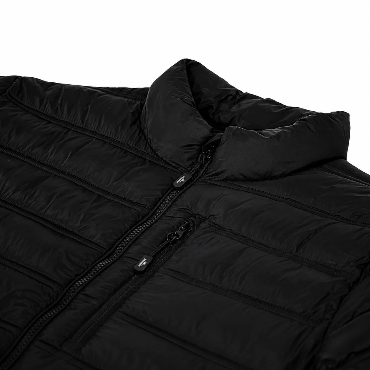 Pinnacle puffer jacket black collar detail